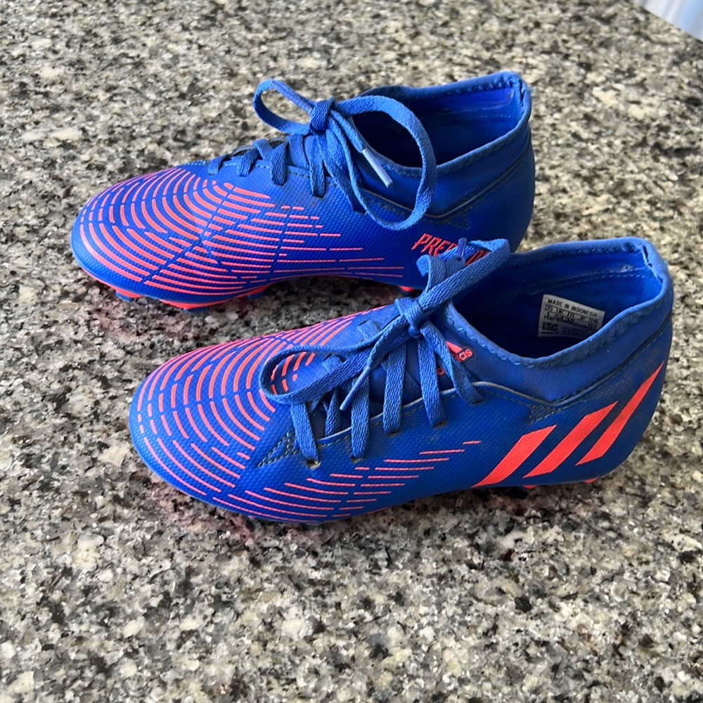 Adidas Predator size 1 soccer cleats